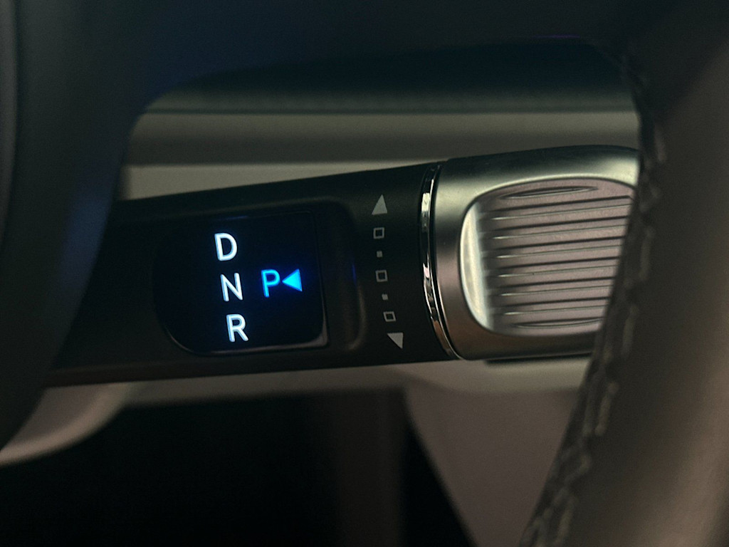 Thumbnail: 2024 Hyundai Ioniq 6 - 25