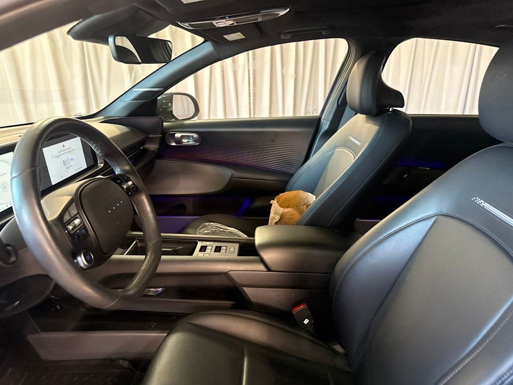 Thumbnail: 2023 Hyundai Ioniq 6 - 7