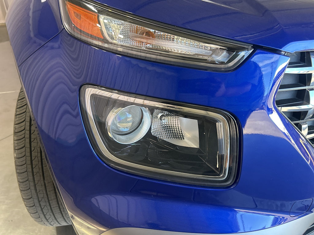 Thumbnail: 2021 Hyundai Venue - 15