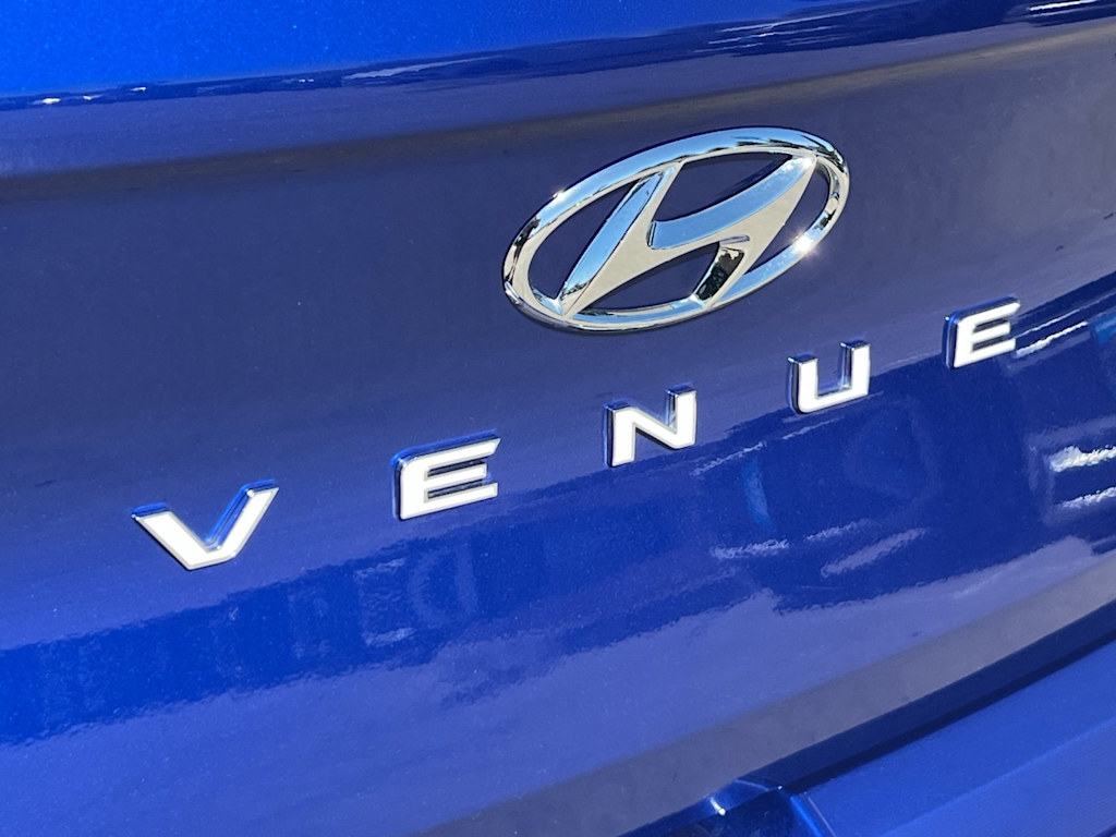 Thumbnail: 2021 Hyundai Venue - 7