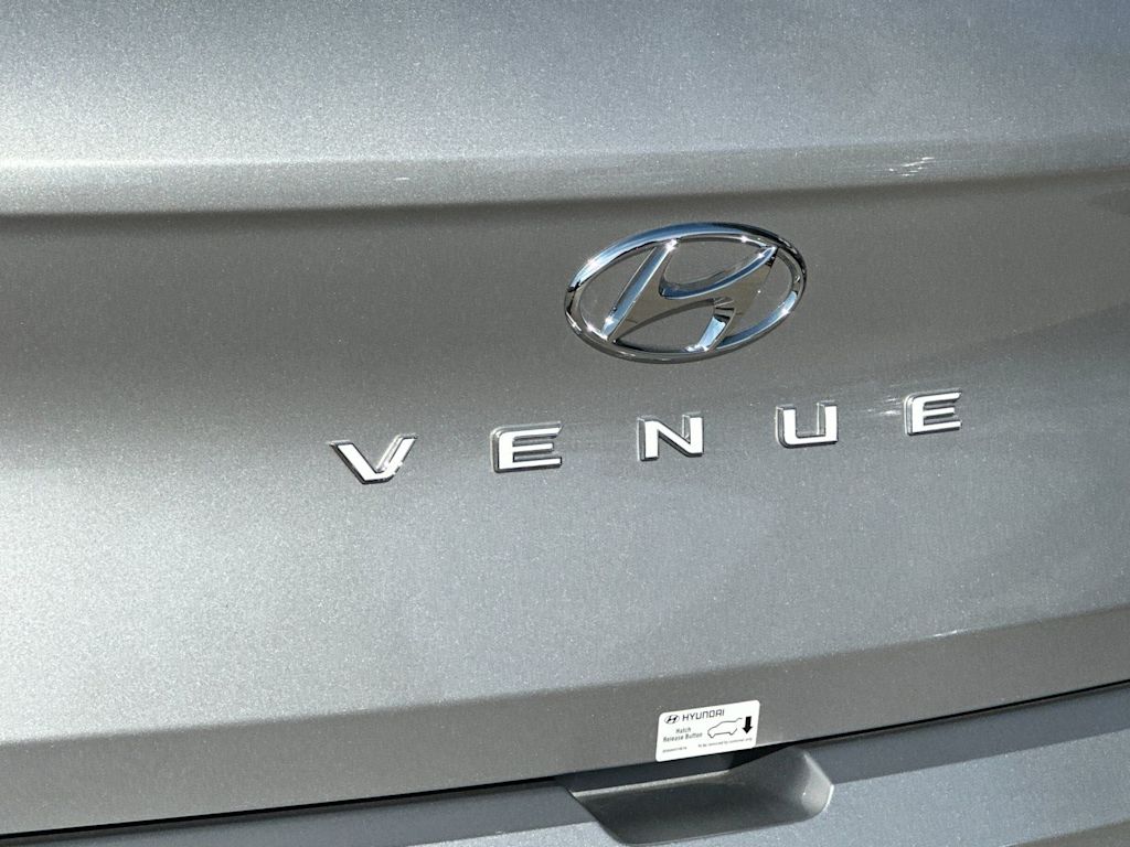 Thumbnail: 2026 Hyundai Venue - 6