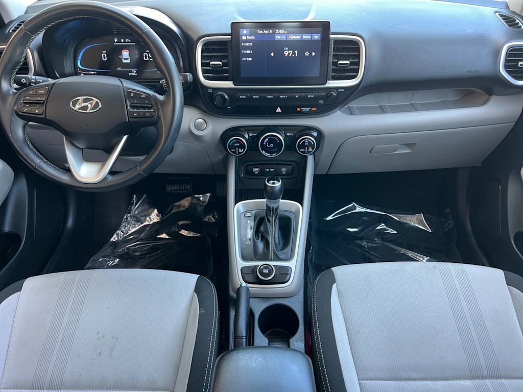 2024 Hyundai Venue SEL 2