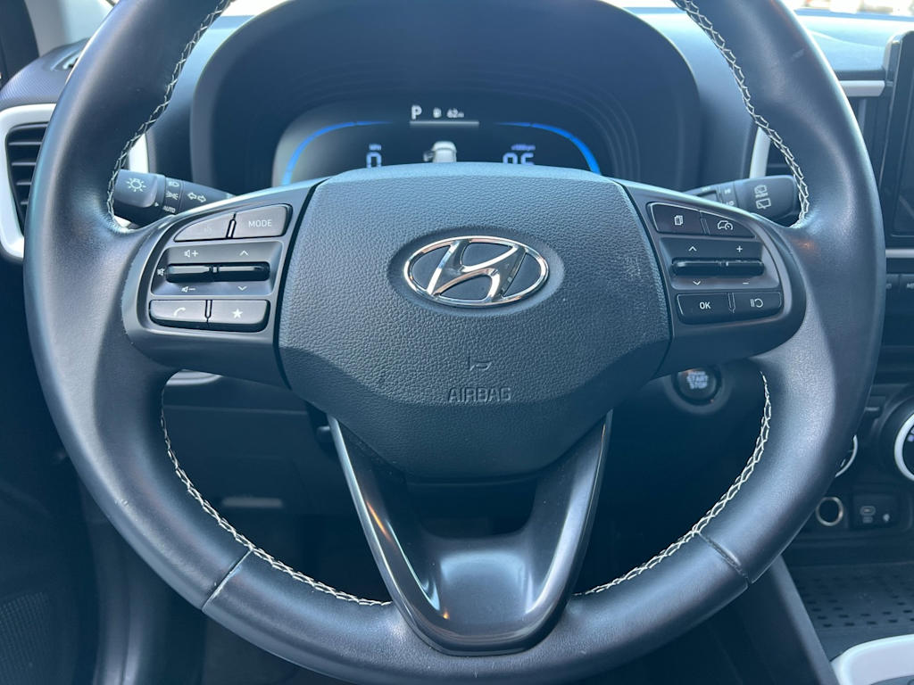 Thumbnail: 2023 Hyundai Venue - 28