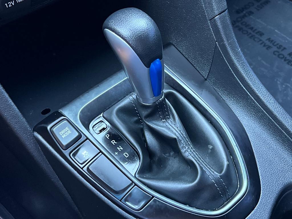 Thumbnail: 2019 Hyundai Veloster - 15