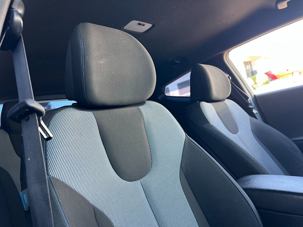 Thumbnail: 2019 Hyundai Veloster - 10