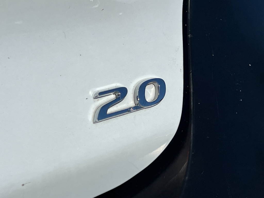Thumbnail: 2019 Hyundai Veloster - 7