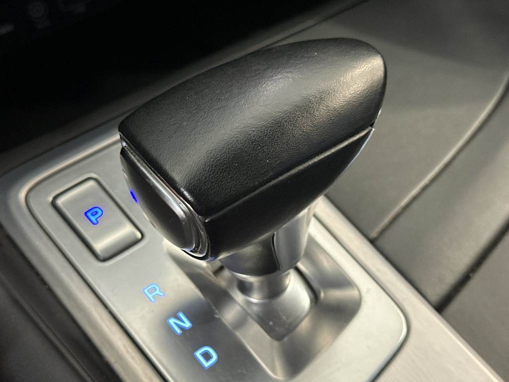 Thumbnail: 2021 Genesis G70 - 24