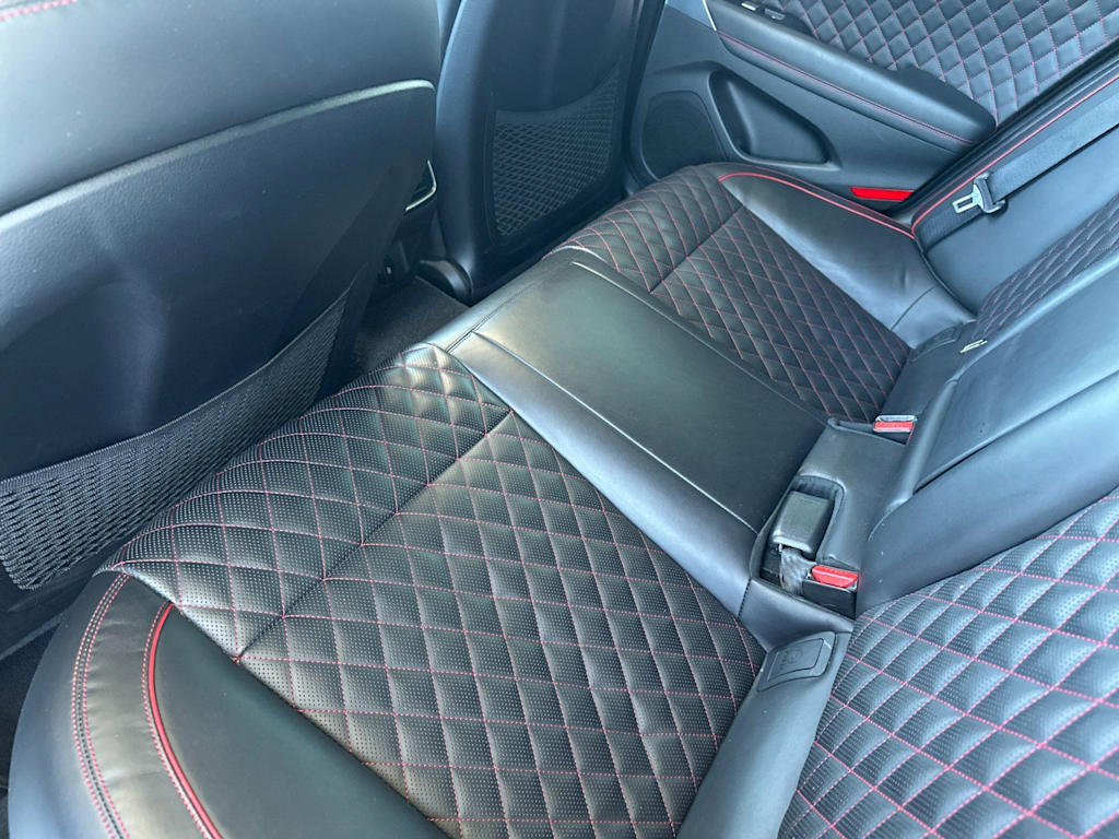 Thumbnail: 2021 Genesis G70 - 10