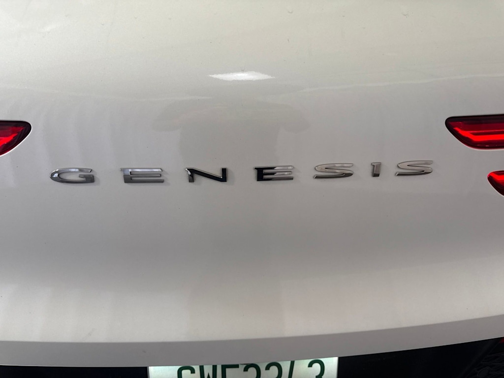 Thumbnail: 2025 Genesis GV70 - 20