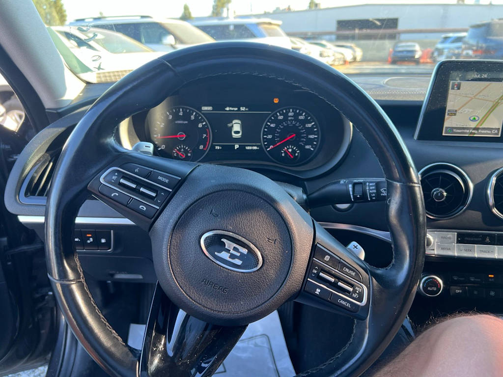 Thumbnail: 2019 Kia Stinger - 8