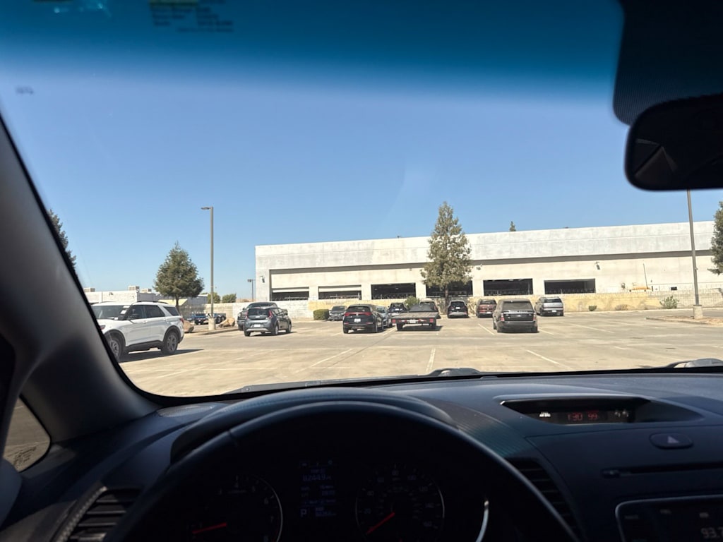 Thumbnail: 2016 Kia Forte - 7