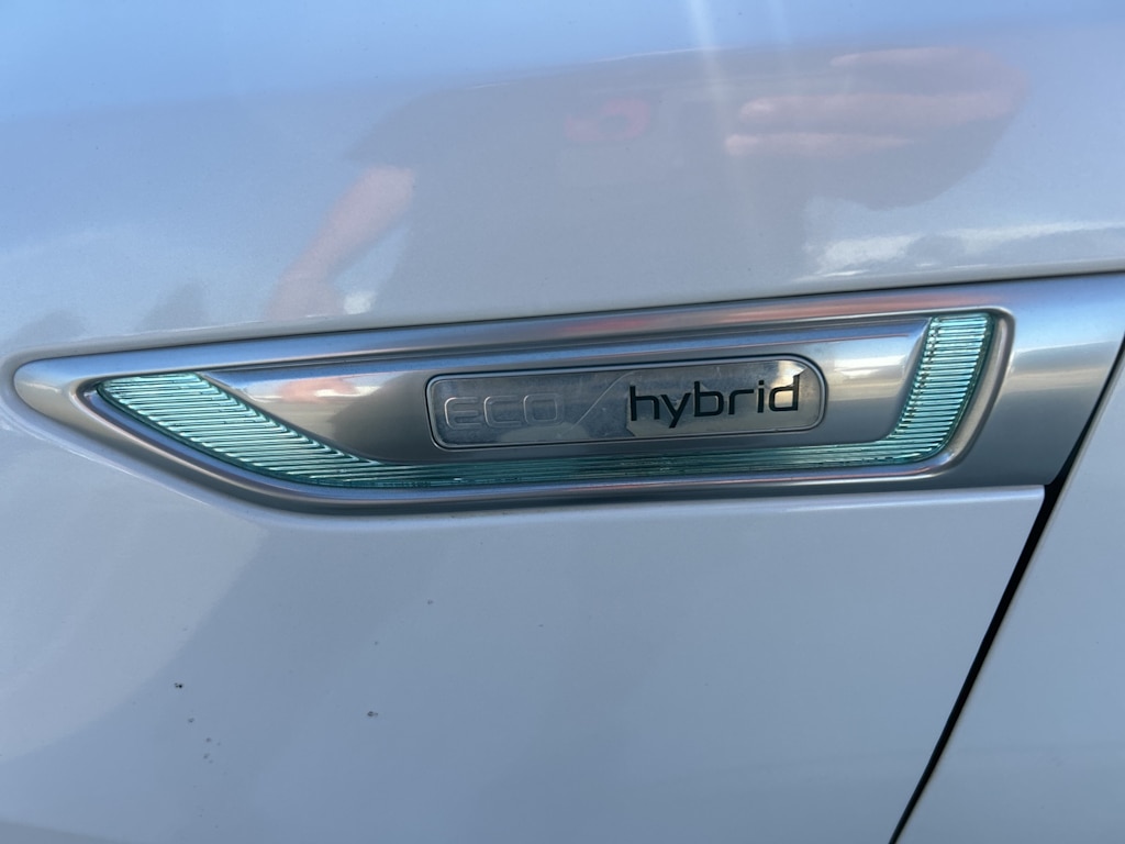 Thumbnail: 2015 Kia Optima - 26