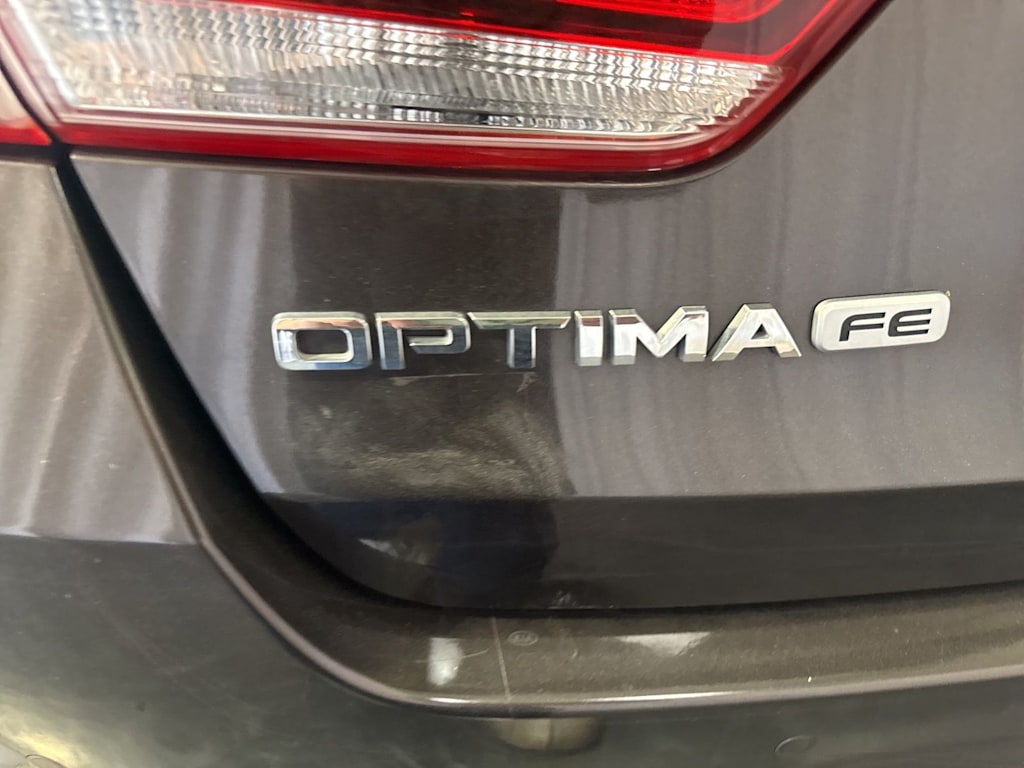 Thumbnail: 2018 Kia Optima - 3