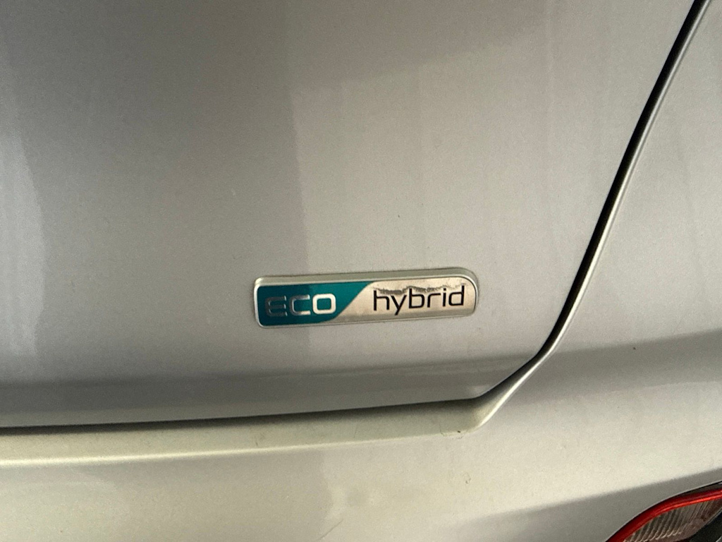 Thumbnail: 2021 Kia Niro - 18