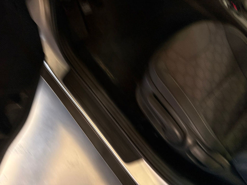 Thumbnail: 2021 Kia Niro - 20