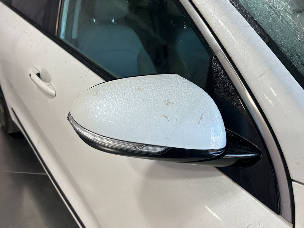 Thumbnail: 2020 Kia Niro - 15