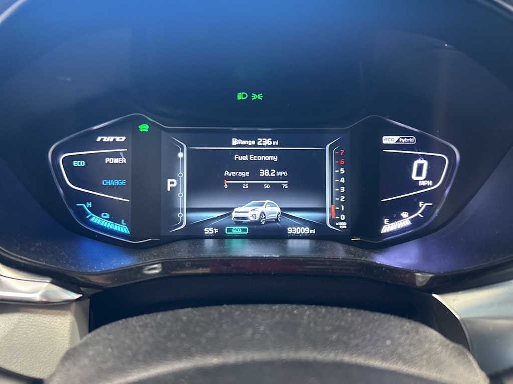 Thumbnail: 2020 Kia Niro - 31