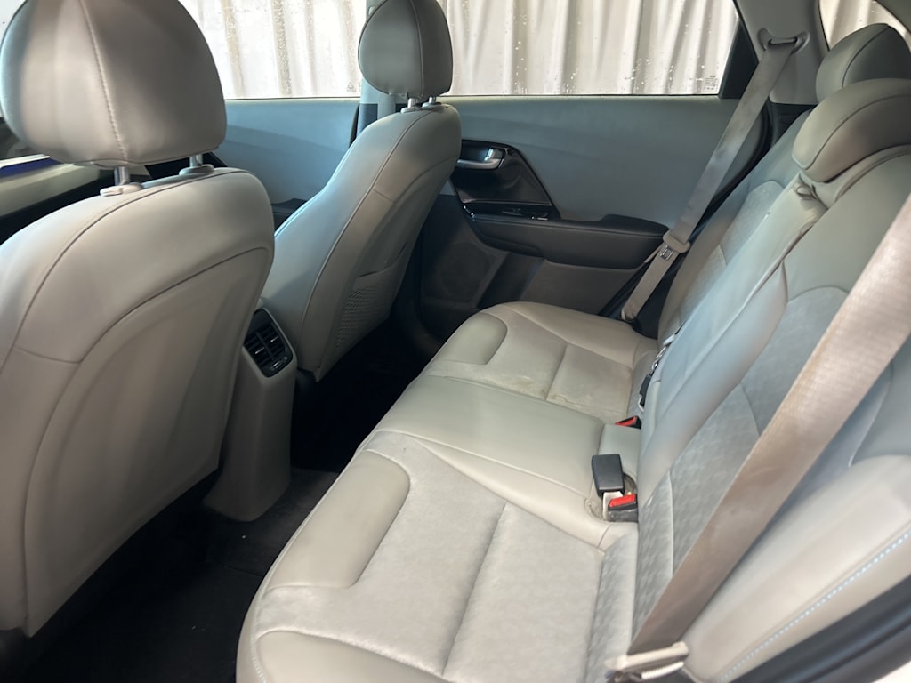 Thumbnail: 2020 Kia Niro - 27