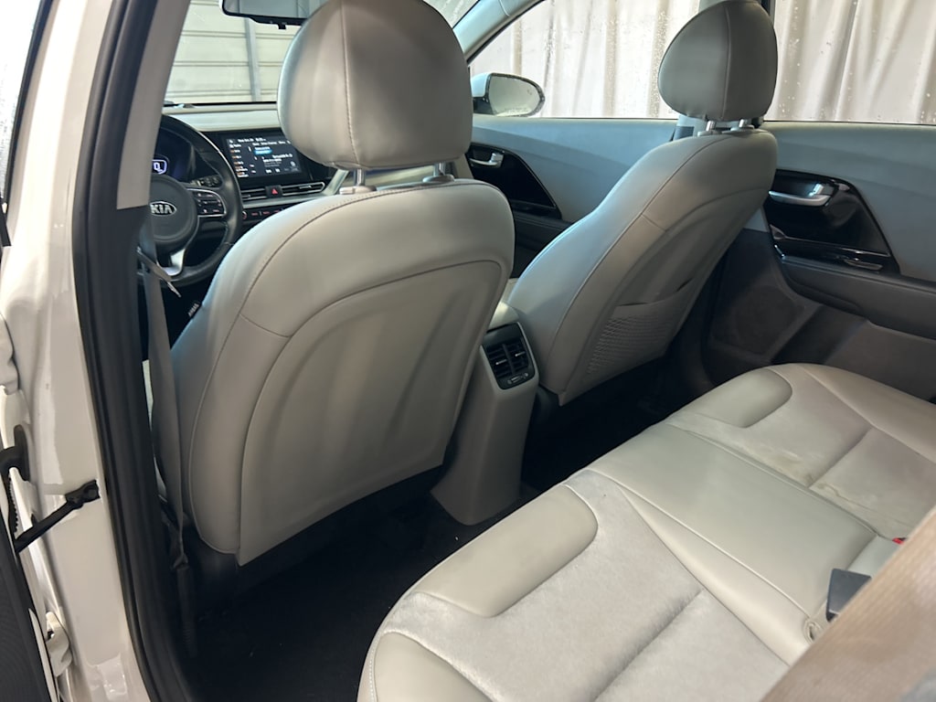 Thumbnail: 2020 Kia Niro - 9