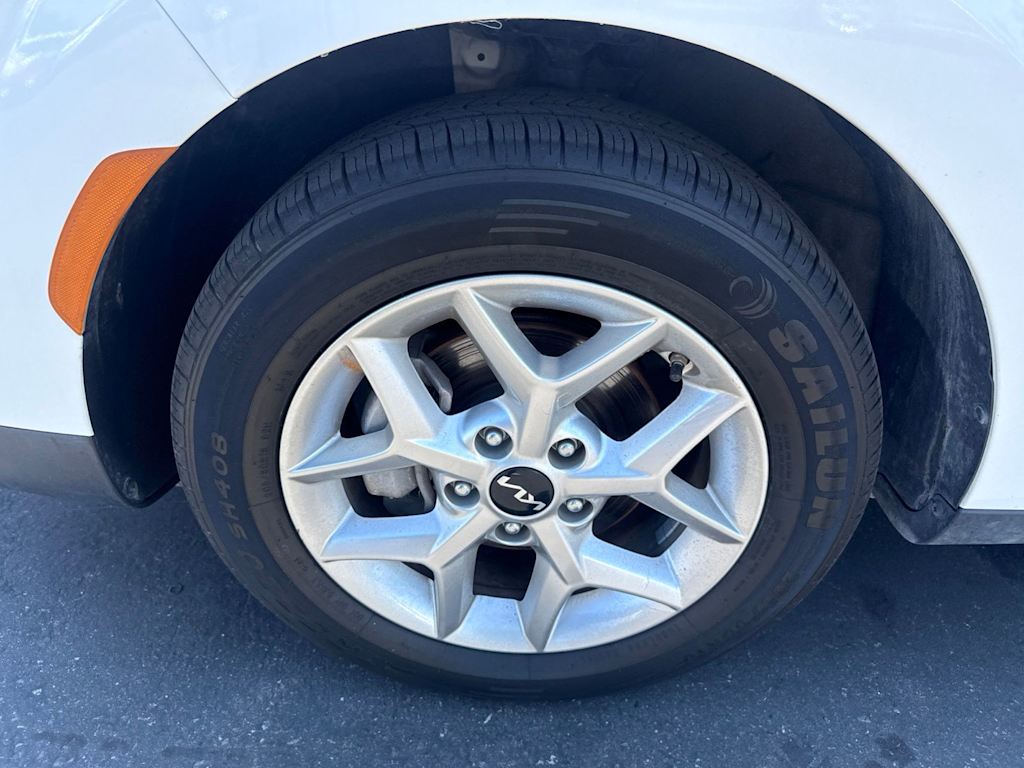 Thumbnail: 2023 Kia Soul - 6