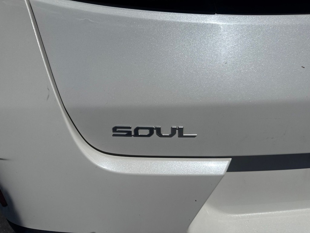 Thumbnail: 2023 Kia Soul - 12