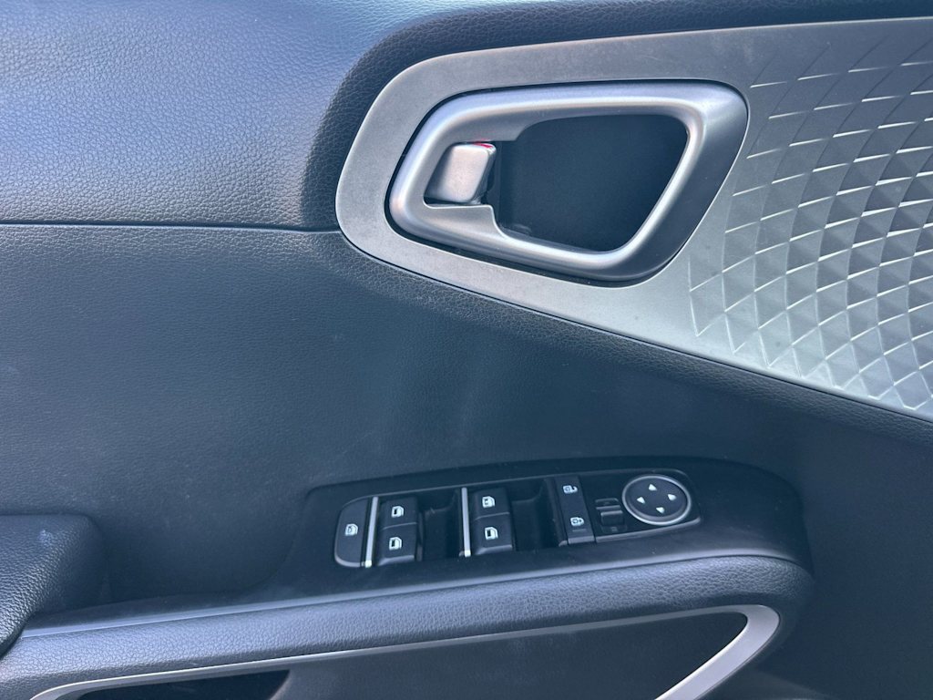 Thumbnail: 2025 Kia Soul - 23