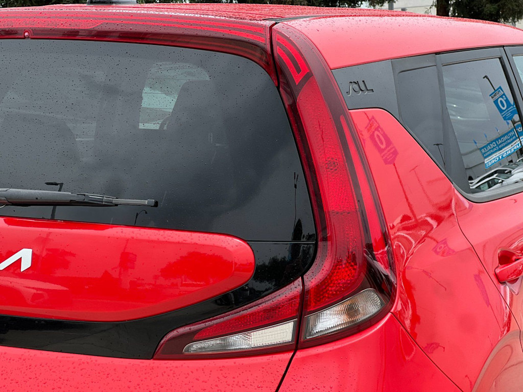 Thumbnail: 2022 Kia Soul - 29