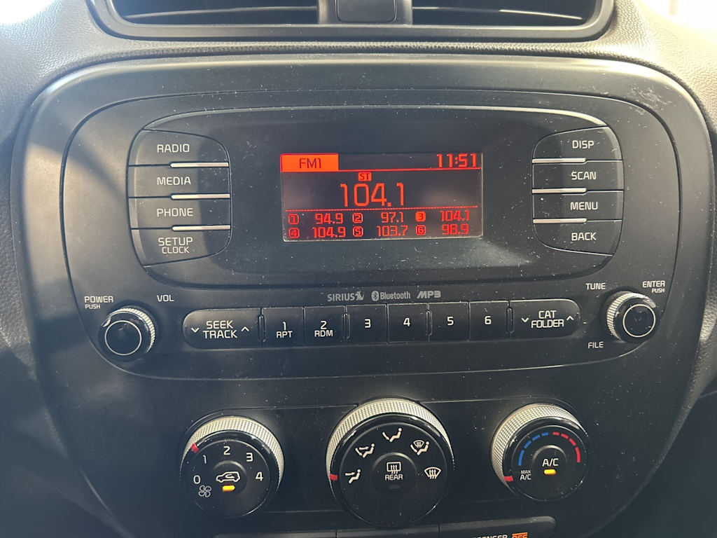 2016 Kia Soul Base 11