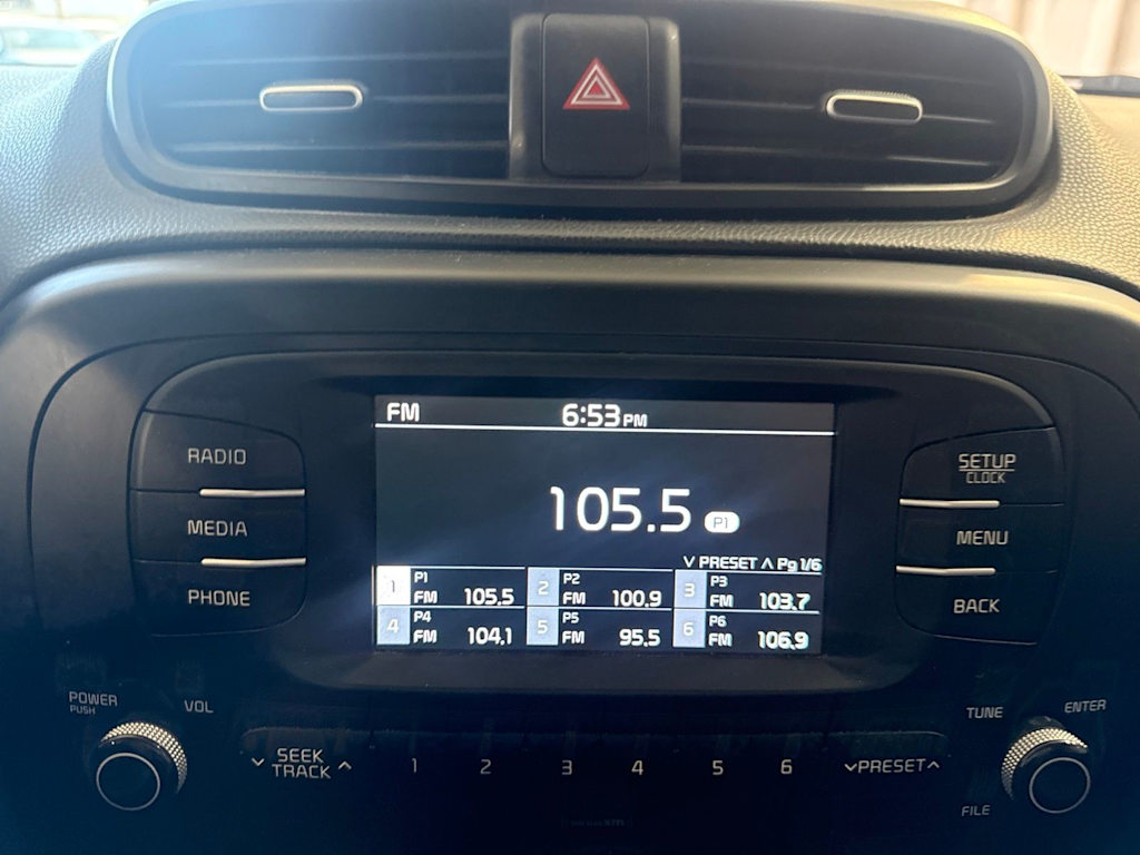 Thumbnail: 2017 Kia Soul - 11