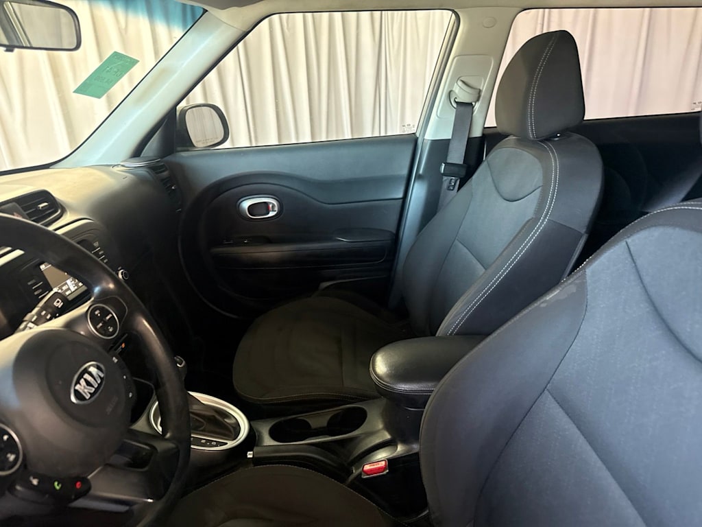Thumbnail: 2017 Kia Soul - 9