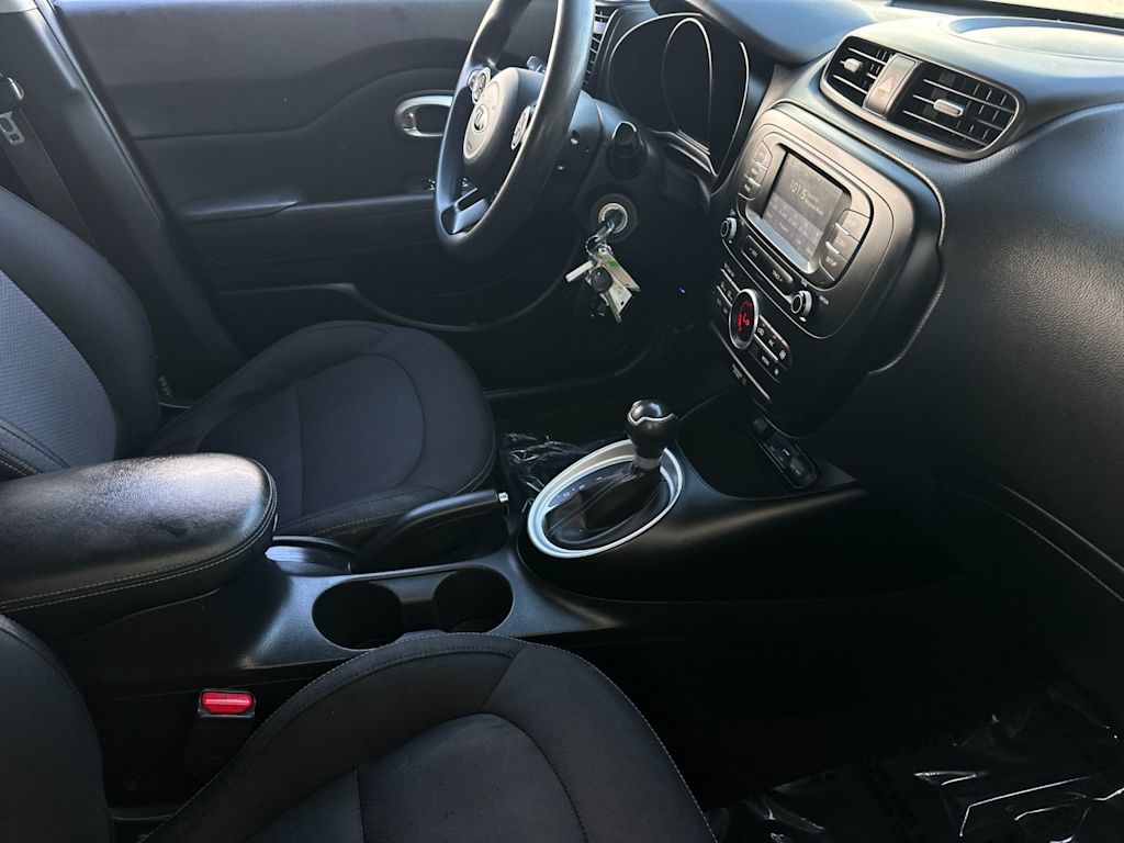 Thumbnail: 2017 Kia Soul - 13