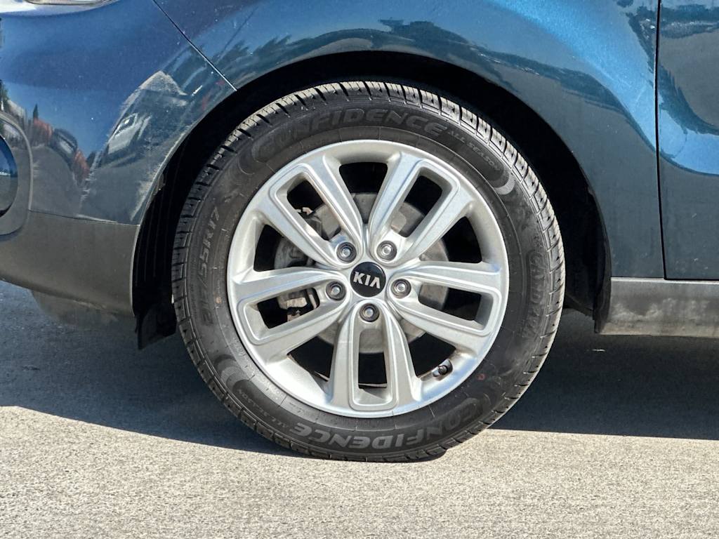 Thumbnail: 2017 Kia Soul - 8