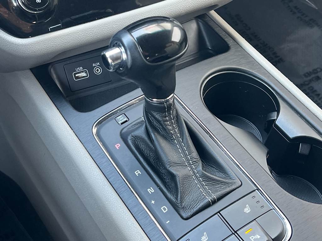 Thumbnail: 2017 Kia Sedona - 16