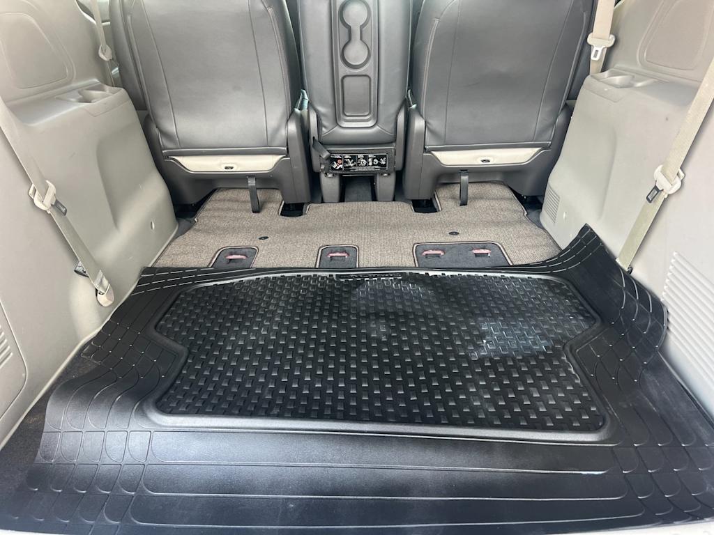 Thumbnail: 2017 Kia Sedona - 25