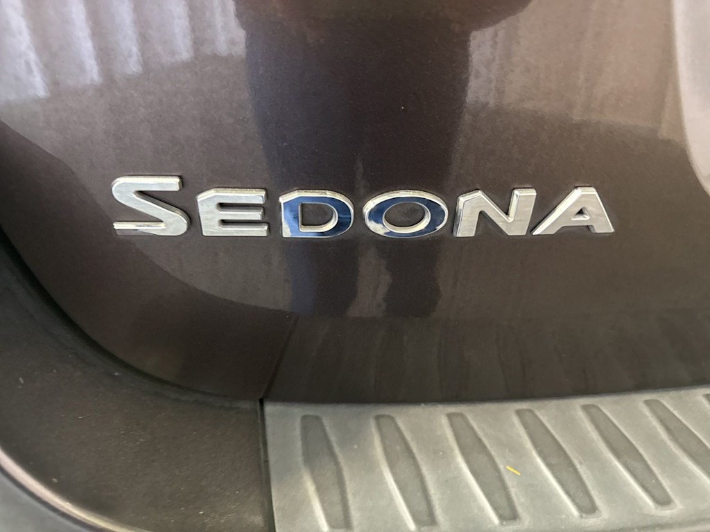 Thumbnail: 2017 Kia Sedona - 17