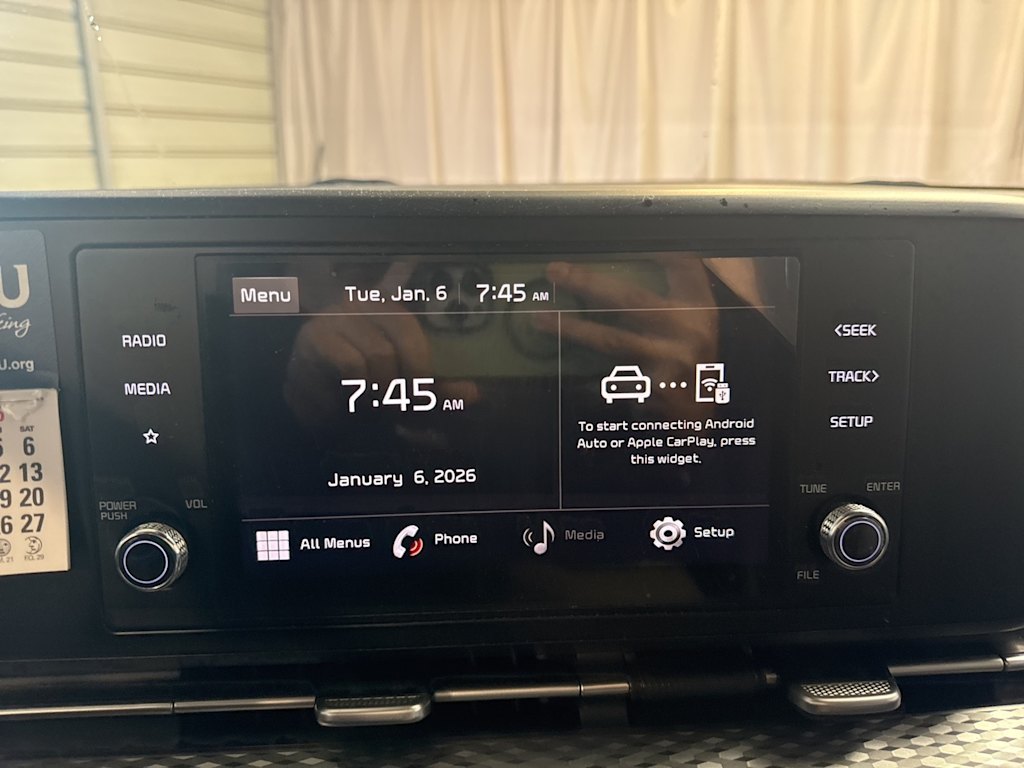 Thumbnail: 2022 Kia Carnival - 8