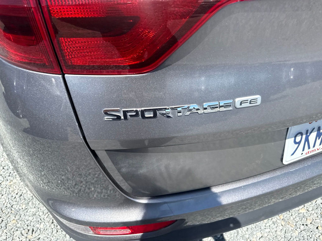 Thumbnail: 2017 Kia Sportage - 19