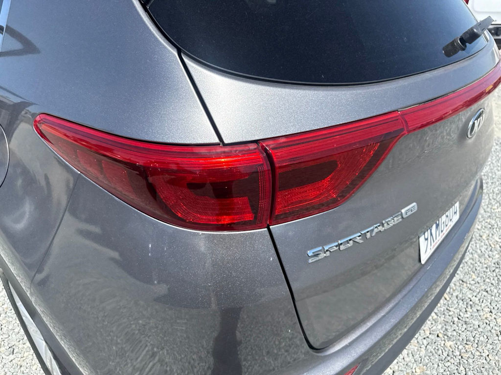 Thumbnail: 2017 Kia Sportage - 18