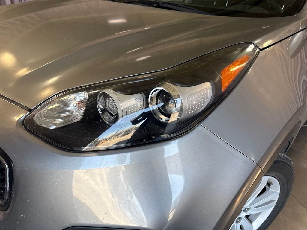 Thumbnail: 2019 Kia Sportage - 16