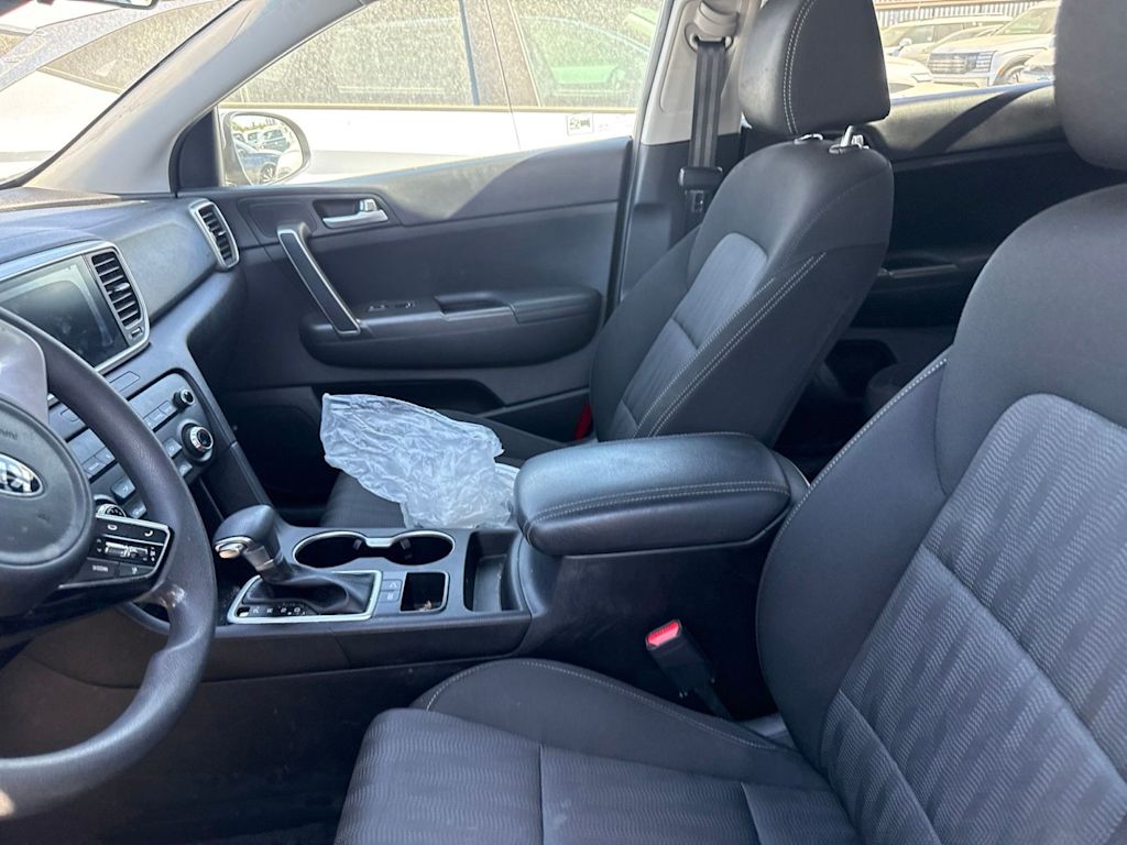Thumbnail: 2021 Kia Sportage - 7