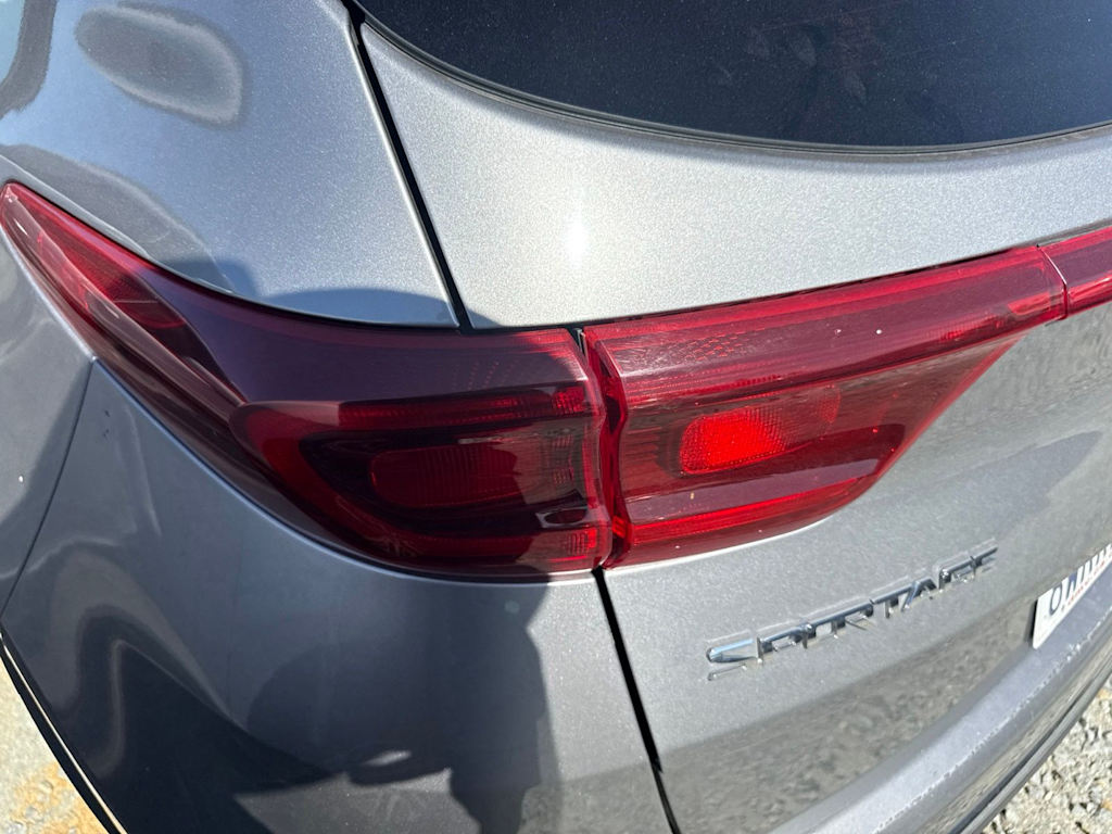 Thumbnail: 2021 Kia Sportage - 17