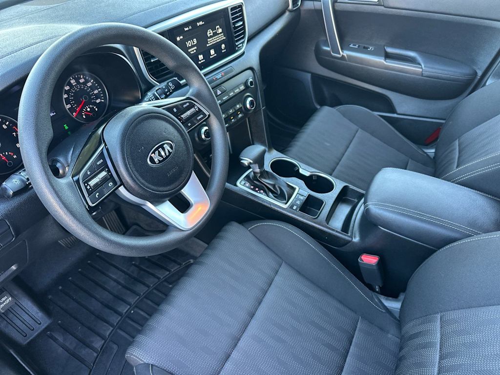 Thumbnail: 2022 Kia Sportage - 9