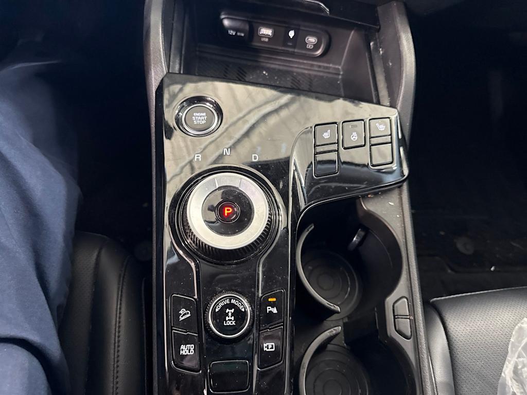 Thumbnail: 2023 Kia Sportage - 10