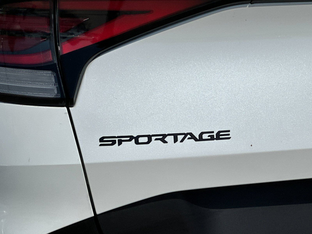 Thumbnail: 2025 Kia Sportage - 7
