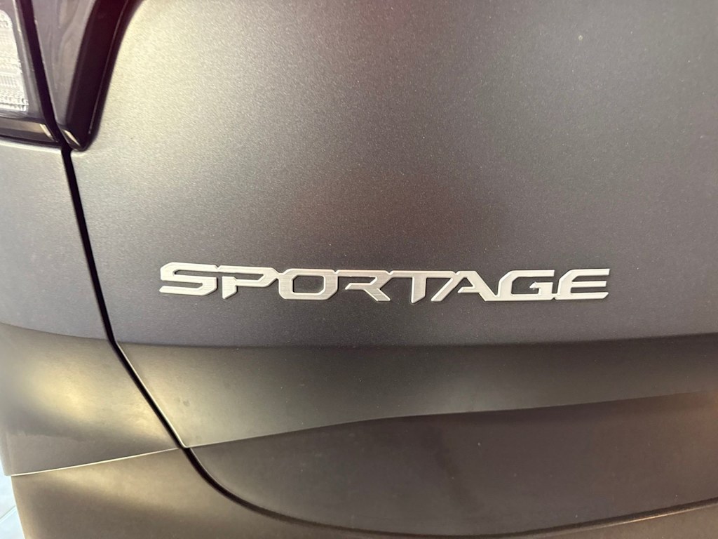Thumbnail: 2024 Kia Sportage - 7