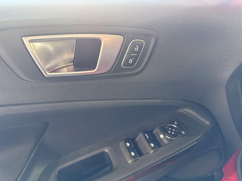 Thumbnail: 2019 Ford EcoSport - 23
