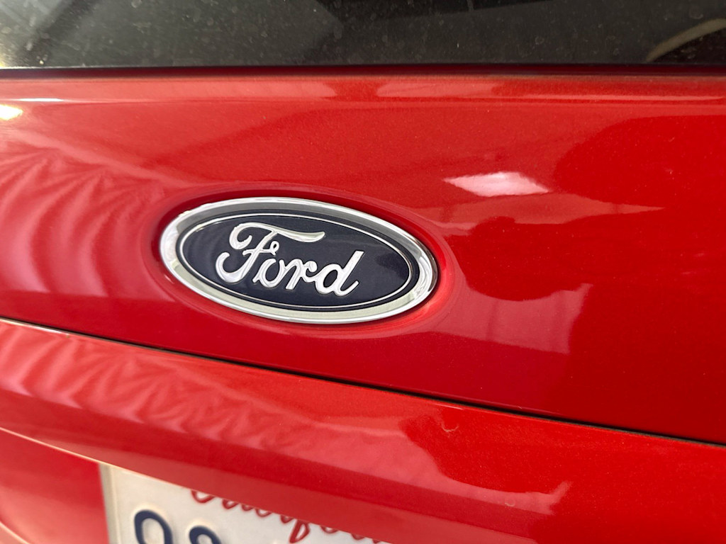 Thumbnail: 2019 Ford EcoSport - 21