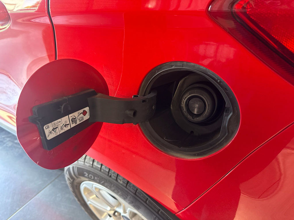 Thumbnail: 2019 Ford EcoSport - 6