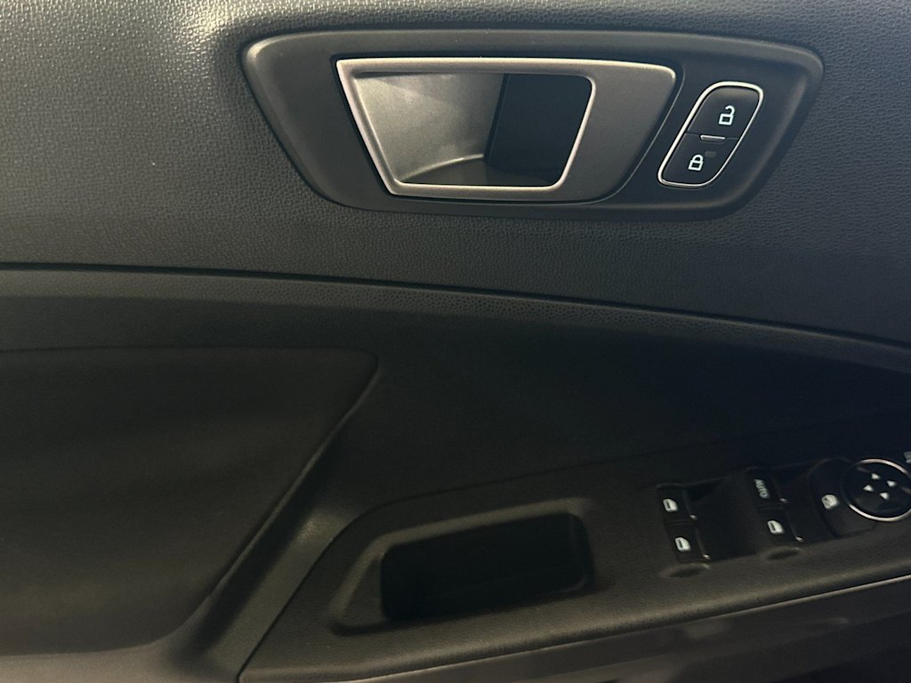 Thumbnail: 2021 Ford EcoSport - 24