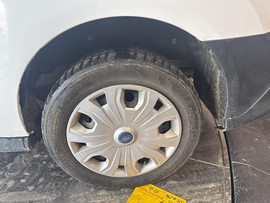 Thumbnail: 2020 Ford Transit Series - 6